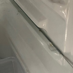 I 2508-122  SHARP ノンフロン冷凍冷蔵庫 SJ-D14C-W 2017年製  全定格内容積137L 動作確認済み キズ 汚れありの画像