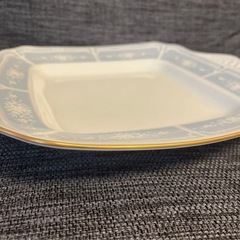 ノリタケ　レースウッドゴールド28.5cm スクエアプレートの画像