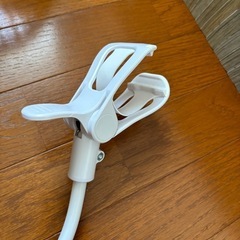 スマホ　アームスタンドの画像