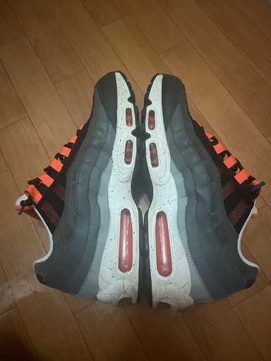 ナイキ　NIKE     スニーカー　エアマックス95