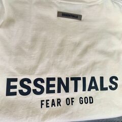 【美品S】大人気 ESSENTIALS エッセンシャルズ FEAR OF GOD Tシャツ Short Sleeve Tee "Butter cream" TEEの画像