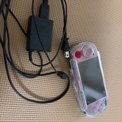 【24時間限定オンライン決済】PSP 3000　赤 ハードケース入りの画像