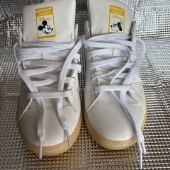 美品⭐︎adidas ミッキースニーカー（24.5cm）の画像