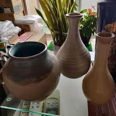 古い壺８個の画像