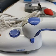 アイロン　500円　TWINBIRD 2013年　8/7までのお引き取りとなりますの画像