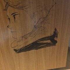 学習机と引き出し（ハイキューの絵が描いてあります）　お譲りしますの画像