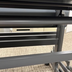 痛み少なめスタッキングテーブル　4台の画像