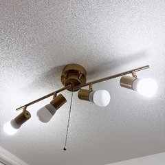 美品LED調光シーリングスポットライト　リモコン付きの画像