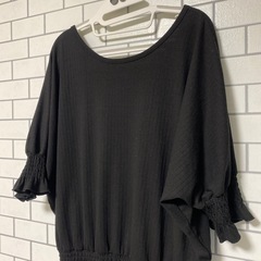 💛背中クロス開き  ストレッチありトップス の画像