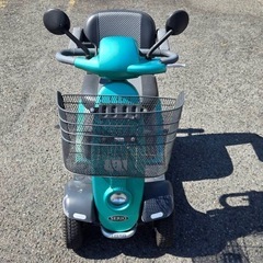 電動シニアカー、遊歩スキップの画像
