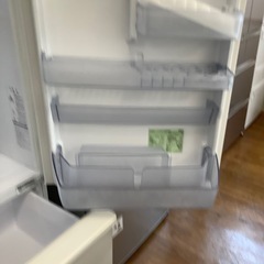 【安心の1年保証】AQUA の3ドア冷蔵庫の画像