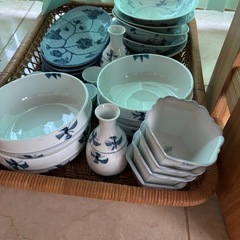 食器の画像