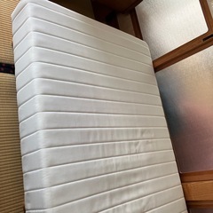 シングルベッドの画像
