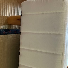 シングルベッドの画像