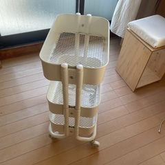 IKEA RÅSKOG ロースコグ ワゴン, ホワイト, 35x45x77 cmの画像
