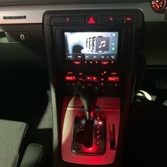 現物見たらきっと気に入ります💫早い者勝ち🚨AudiA4アバントクワトロS-LINE1.8Tエンジン好調⭐︎アウディ好き必見⭐︎新品パッドおまけ付の画像