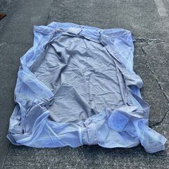 Hugmuu（ハグムー）メッシュタイプ ベビーサークル（200×180cm）スポンジ付きパイプ仕様・床面汚れありの画像
