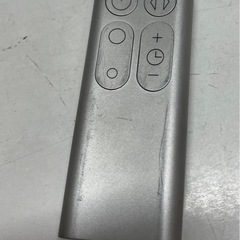 2508-123 dyson 空気清浄機能付きファン TH7-JP-NNA4841A 2020年製 リモコン付属 動作確認済み キズ 汚れありの画像