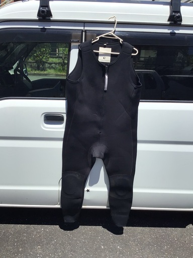 最終値下げです。ウェットスーツ　上下セット　大きい人用