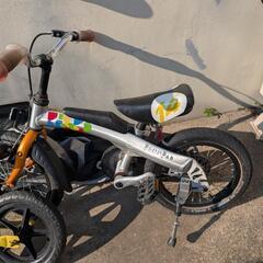 ストライダー、子供自転車の画像