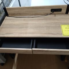 リユースのサカイ浦和店 【E148】★ライティングデスク 引き出し付き ナチュラルの画像