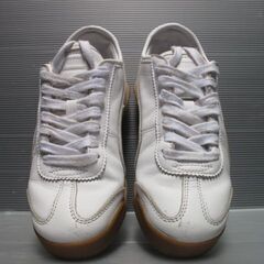 PUMA　シューズ　23.5㎝の画像