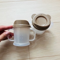ダイソー　トレーニングコップ　くまの画像