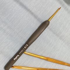 毛糸とかぎ針の画像