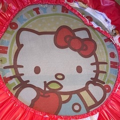 トランポリン　ハローキティー　サンリオ　0円　無料　子供　キッズ向け　体操　体育の画像