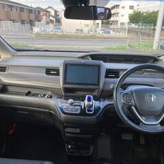 【ETC スマートキー　ナビ　バックカメラ】H29年　フリードHV　89.8万円　車検新規2年取得の画像
