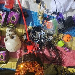 購入価格1万円相当→1000円ハロウィーンデコレーションいっぱいの画像