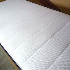 ベッド シングルベッド コンセント付き 木製 マットレス付き 中古 BED Bed bed 苫小牧西店の画像