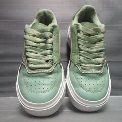 PUMAシューズ22.5㎝の画像