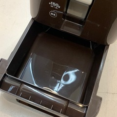 美原店 アスベル 洗えて清潔 計量 米びつ12kg型 スリム 無洗米対応　ブラウンの画像