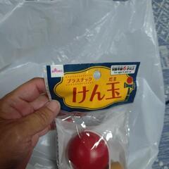 ダイソーのけん玉の画像