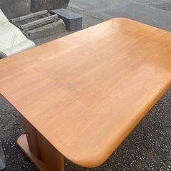 ダイニングテーブル 150cm 日焼けあり　木製の画像