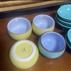 陶器 小皿 小鉢 脚付きの画像