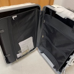 新品未使用 GRIFFIN LAND  スーツケースの画像