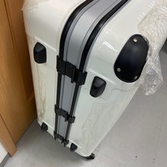 新品未使用 GRIFFIN LAND  スーツケースの画像