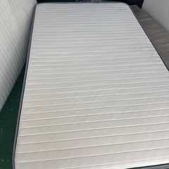 ベッド　セミダブルベッド　マットレスの画像