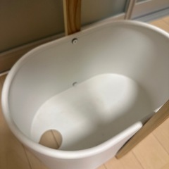 umbra アンブラ ハブ ストレージテーブルの画像