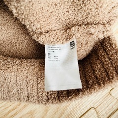 ユニクロ　ニットベスト　80cmの画像