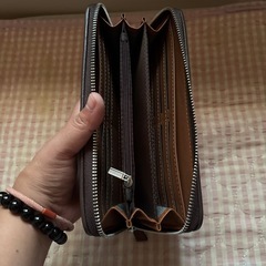 【受け取り先決まりました
】 最高峰逸品*イタリア製※定価18万◆ 最上級牛革・ラウンドファスナー 長財布の画像