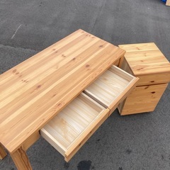 【kj180】中古家具 学習机 デスクワゴン付き 木製 パイン材 デスク テレワーク　検)一人暮らし　ファミリー　冷蔵庫　洗濯機　オフィス　事務　テーブル　ラック　収納　家具　ソファ　キッチンの画像