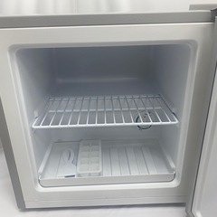 2023年製　アイリスオーヤマ 冷凍庫 31L PF-A31FDの画像