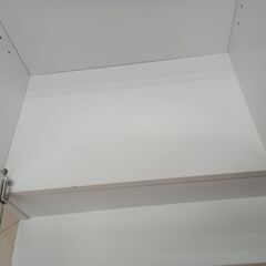 リユースのサカイ栃木店★ジモティ割あり★  ガラスキャビネット ホワイト W90×D29×H90 クリーニング済み TC10082の画像