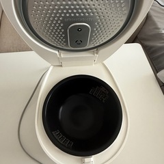 アイリスオーヤマ　炊飯器　の画像
