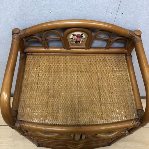 昭和レトロ 5段ラタンラック 籐家具 古家具 アーチ型 飾り棚 5段 昭和レトロ ラタン 籐棚 インテリア - メルカリ