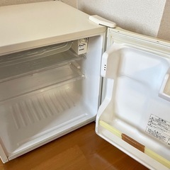 一人暮らし用　小型冷蔵庫の画像
