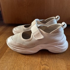 メリージェーンスニーカー⭐︎サンダルスニーカーの画像